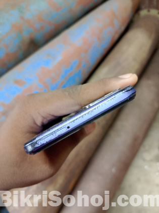 Vivo y21